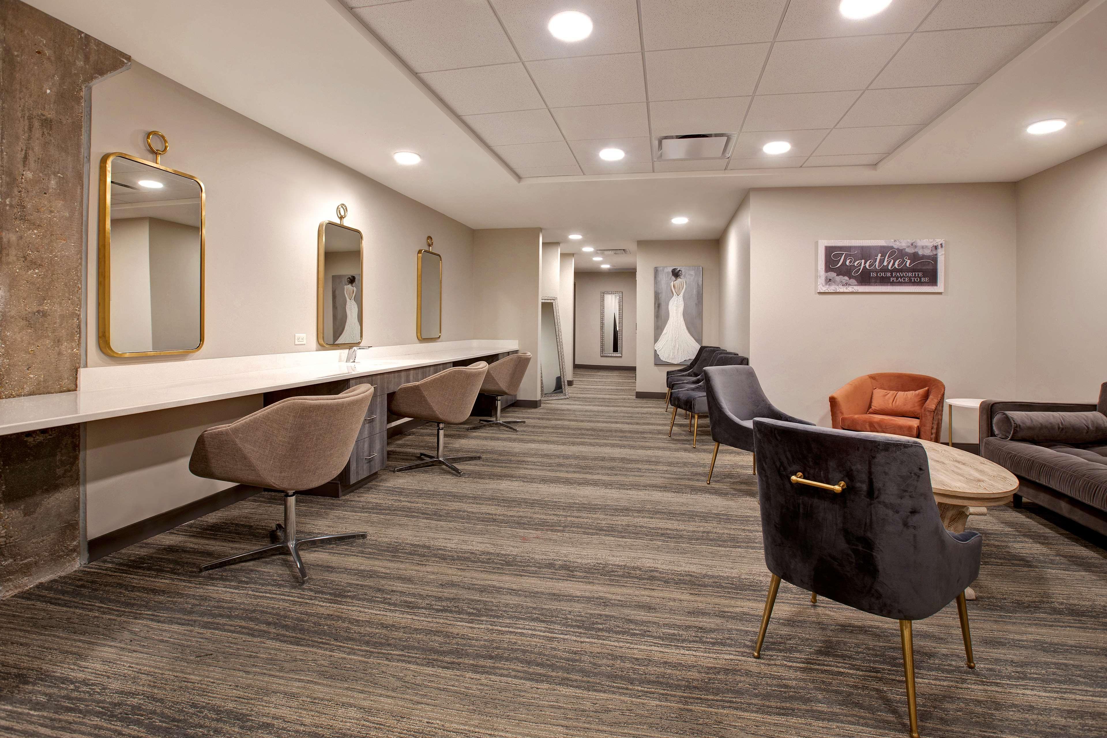Embassy Suites By Hilton Rockford Riverfront Zewnętrze zdjęcie