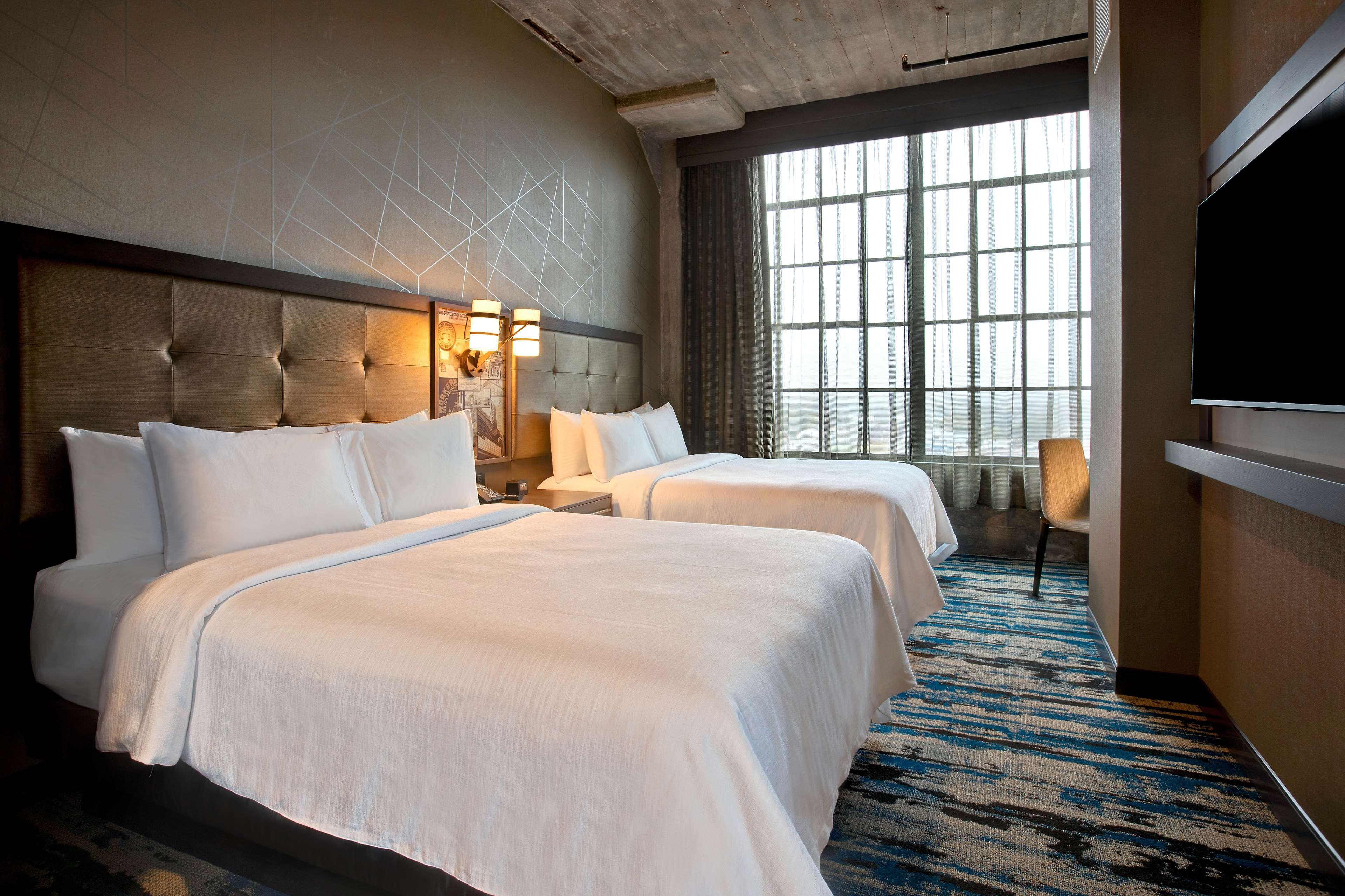 Embassy Suites By Hilton Rockford Riverfront Zewnętrze zdjęcie