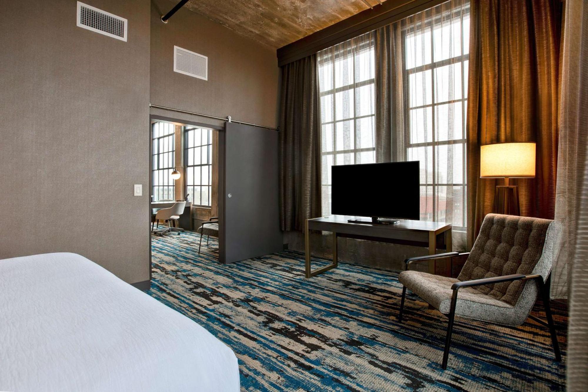 Embassy Suites By Hilton Rockford Riverfront Zewnętrze zdjęcie