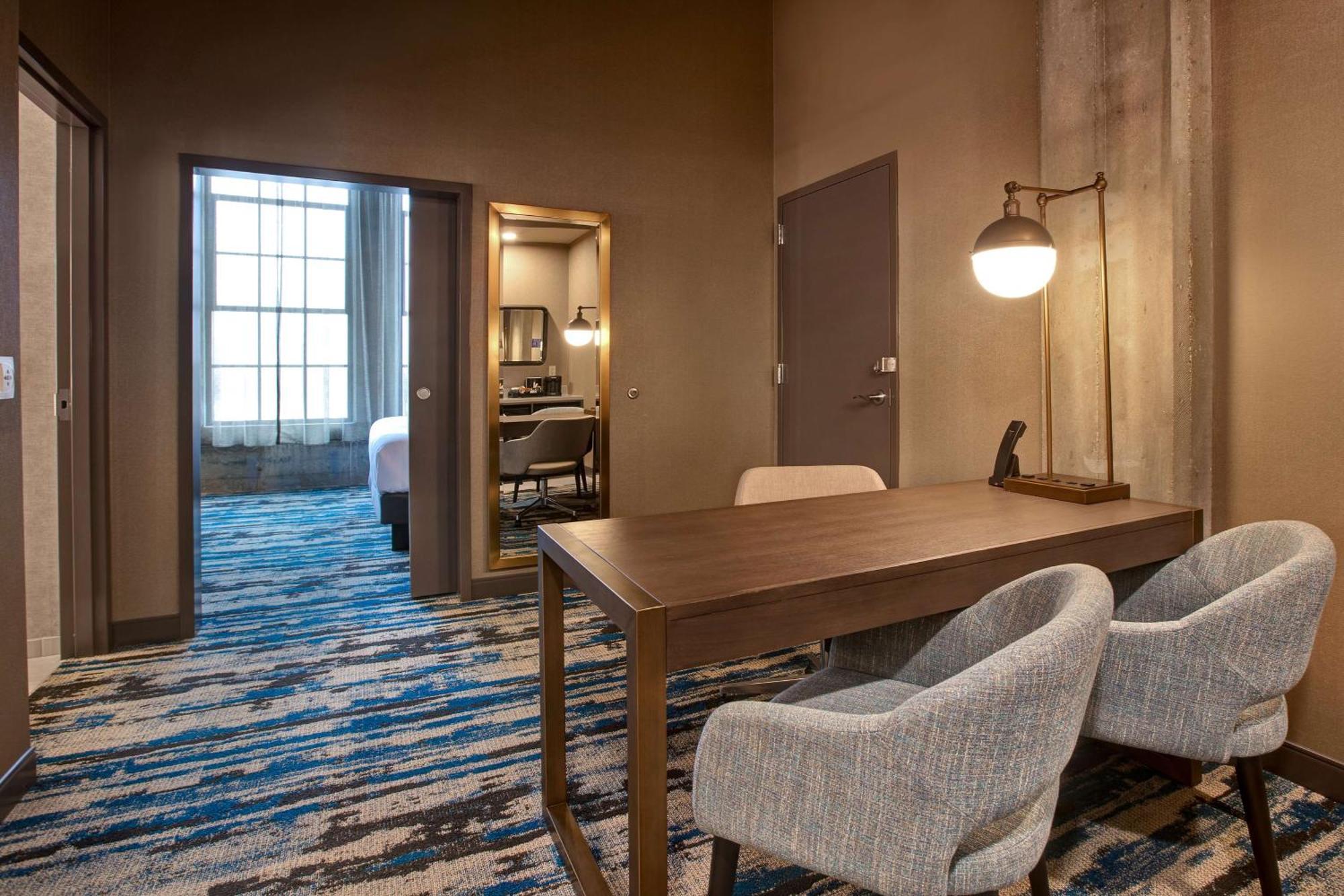 Embassy Suites By Hilton Rockford Riverfront Zewnętrze zdjęcie